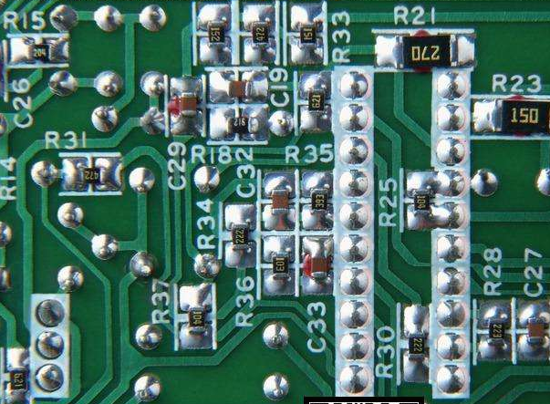 線路板波峰焊點.png 線路板波峰焊點.png